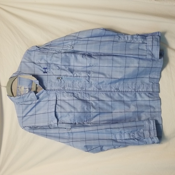 Under Armour Other - Mens Under Armour Heargear Buttondown Long Sleeve Shirt Size Medium.